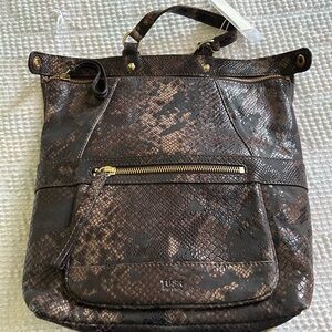 Women’s bag. Tusk small backpack